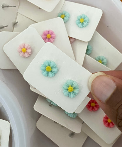 Daisy Flower Stud Earrings