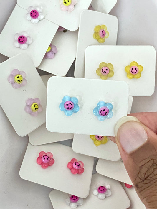 Smiley Flower Stud Earrings