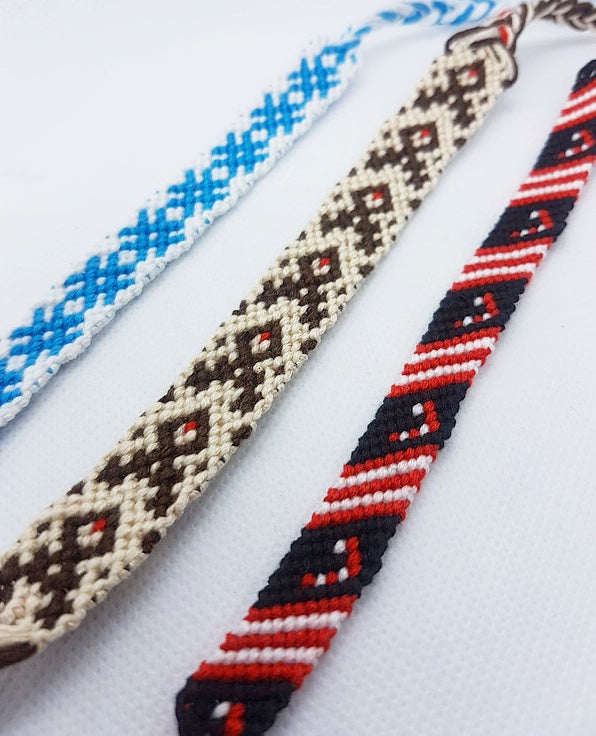 Christmas & Holiday Friendship Bracelets