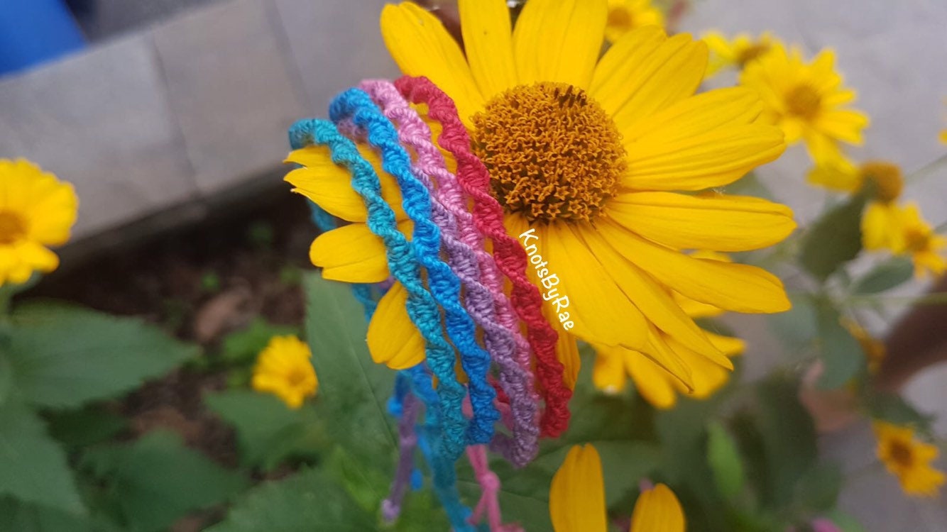 Thin Spiral Macrame Bracelets